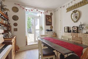 Photo 16- click for photo gallery